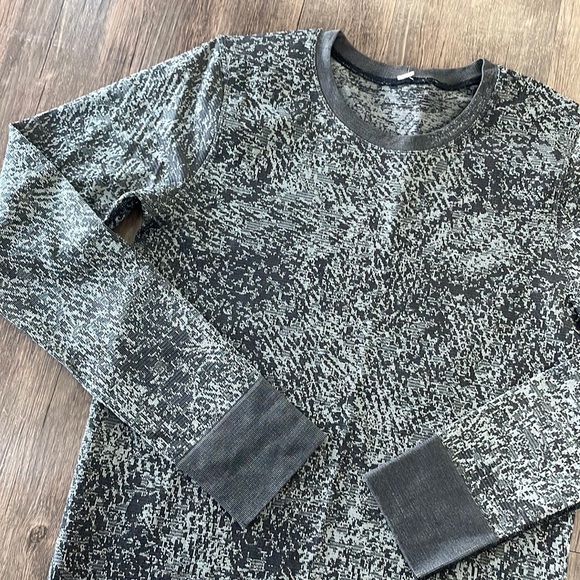 Lululemon Rest Less Pullover - Picture 3 of 6